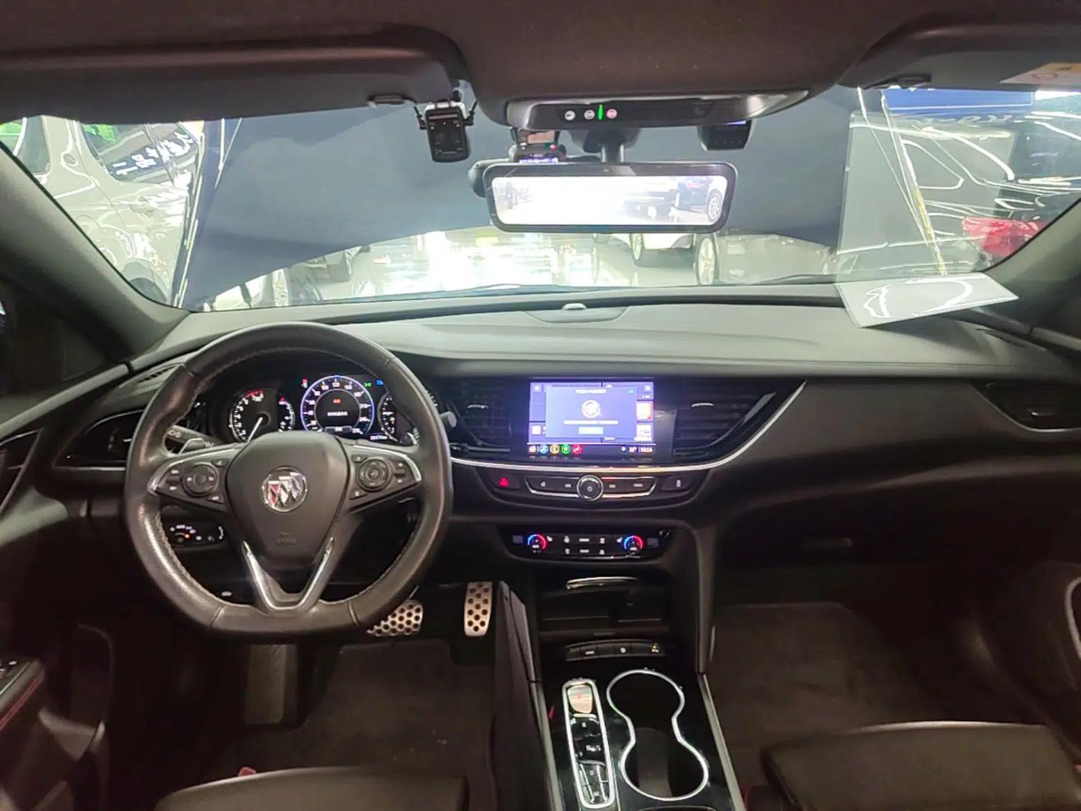 Buick Regal 2020 GS 28T Elite Model — миниатюра 12