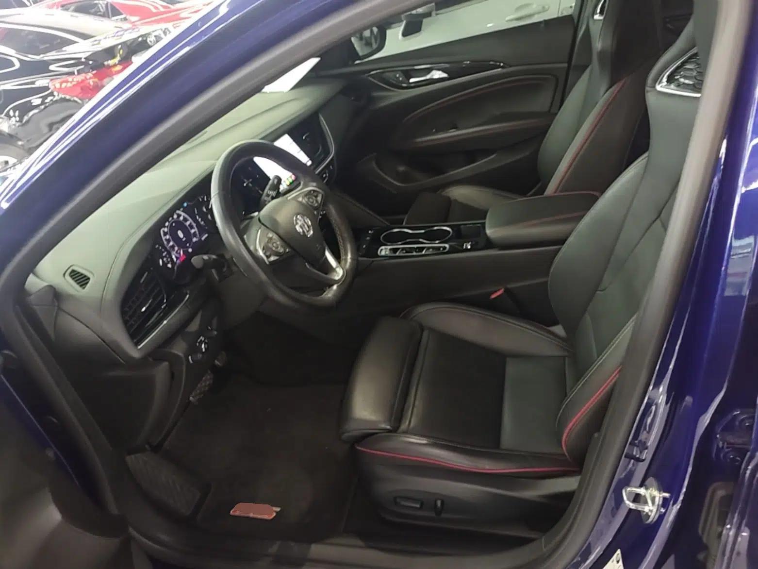 Buick Regal 2020 GS 28T Elite Model — миниатюра 17