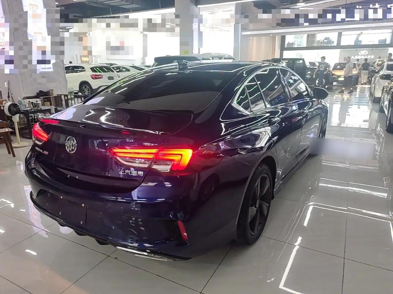 Buick Regal 2020 GS 28T Elite Model — миниатюра 6