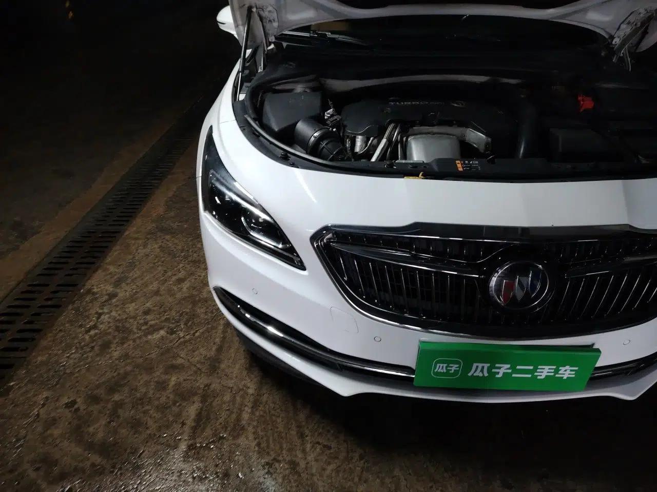 Buick LaCrosse 2018 28T Luxury Model — миниатюра 7