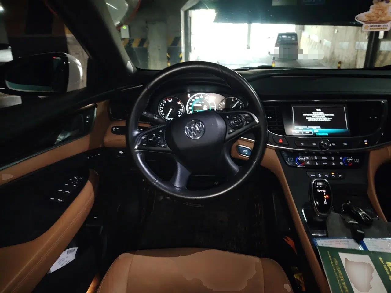 Buick LaCrosse 2018 28T Luxury Model — миниатюра 10