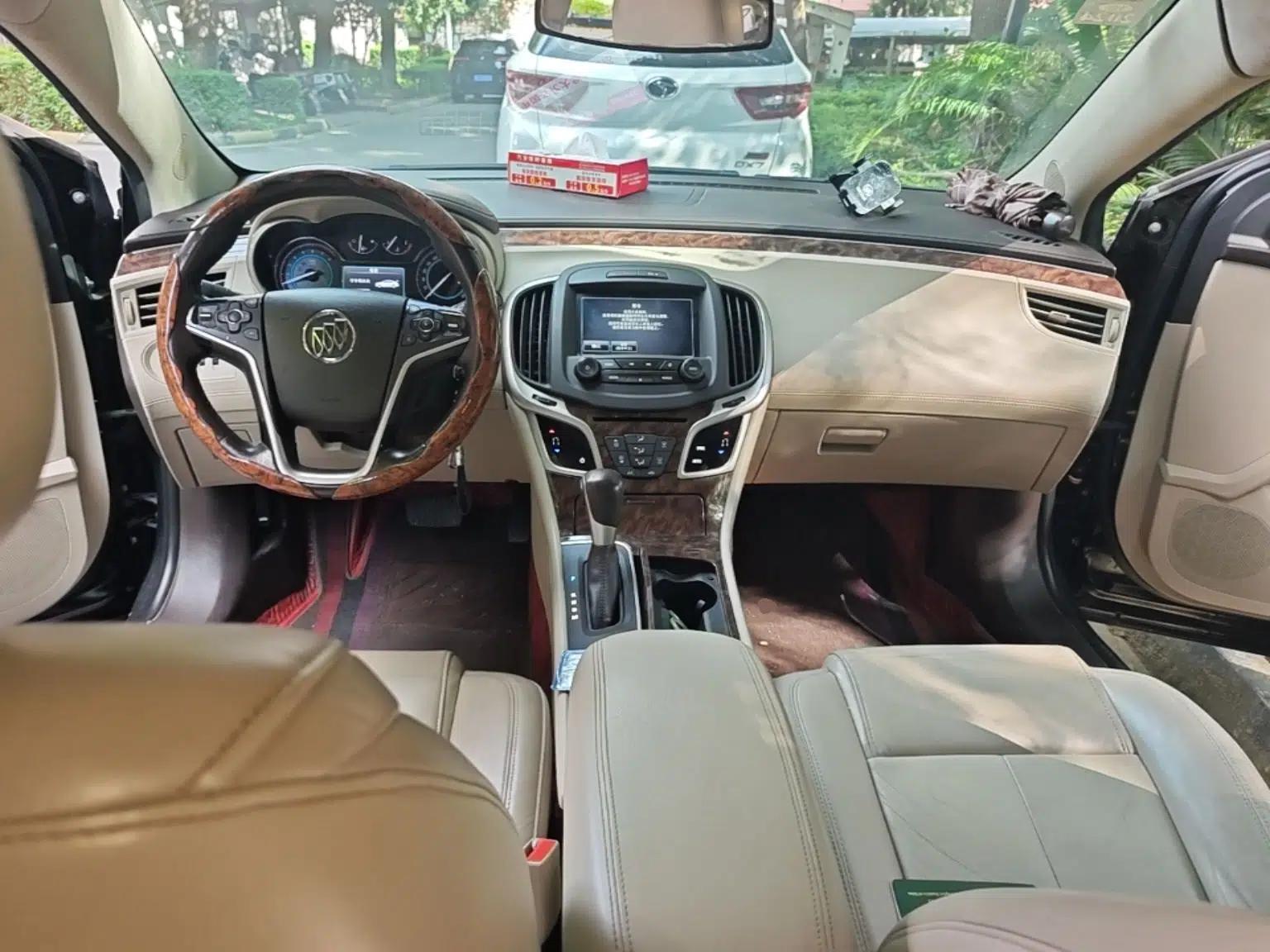 Buick LaCrosse 2013 2.4L SIDI Leading Comfort Version — миниатюра 9