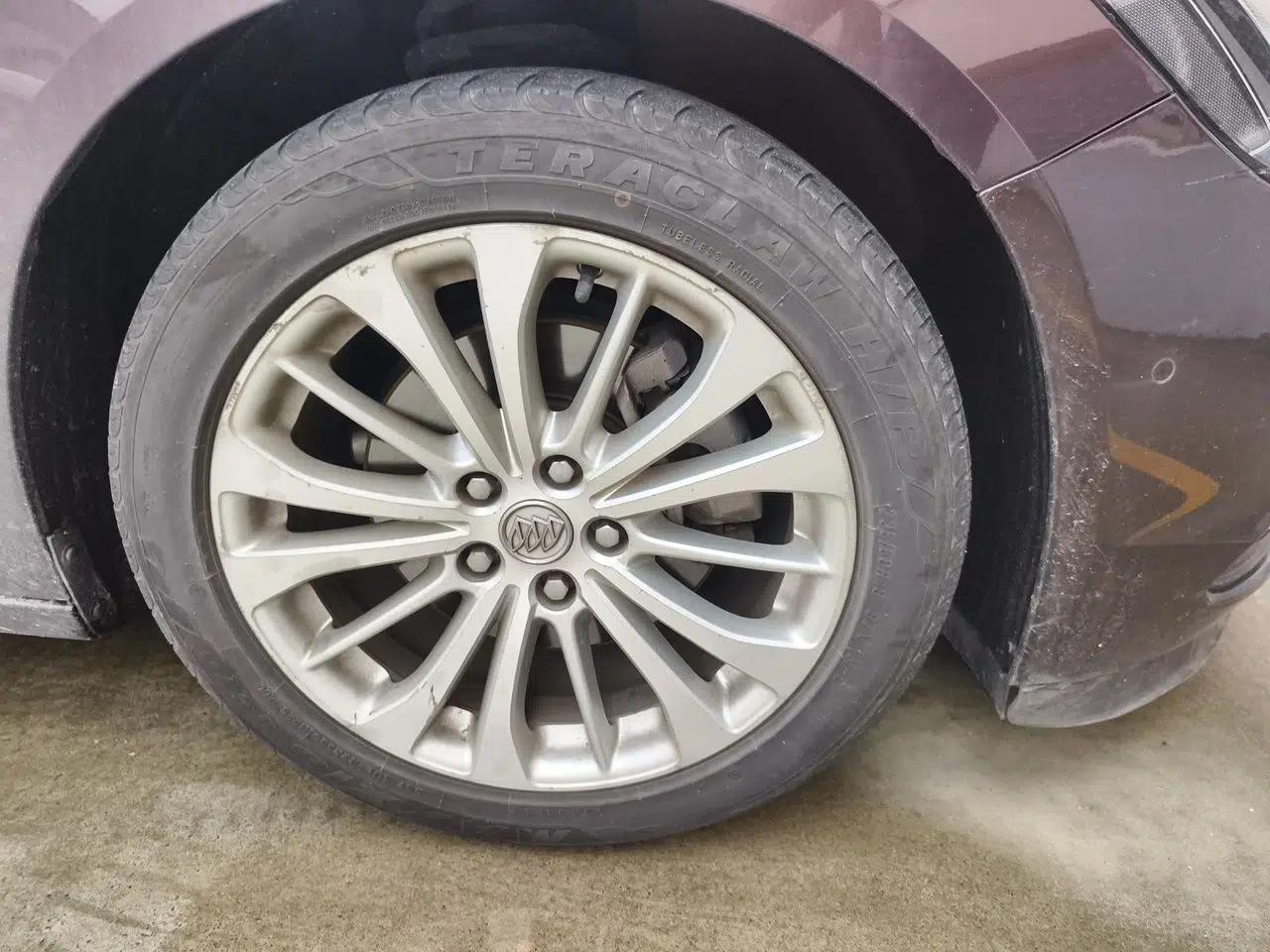 Buick LaCrosse 2016 28T Luxury Version — миниатюра 8