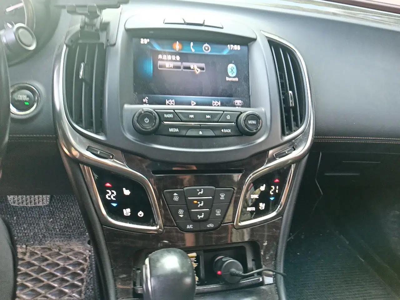 Buick LaCrosse 2014 2.0T SIDI Smart Luxury Flagship Edition — миниатюра 13