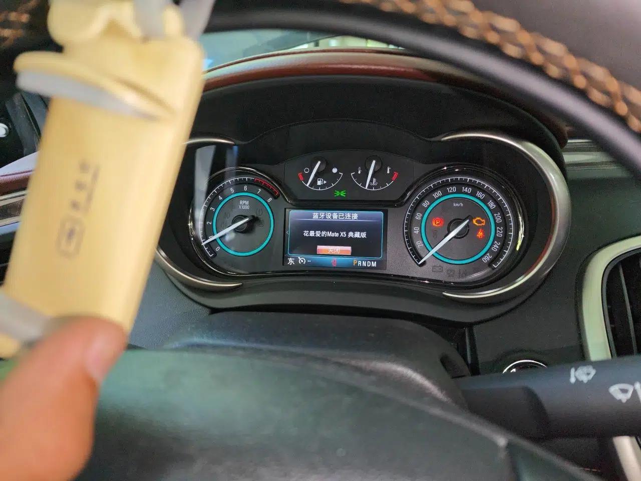 Buick LaCrosse 2013 2.4L SIDI Leading Comfort Version — миниатюра 11
