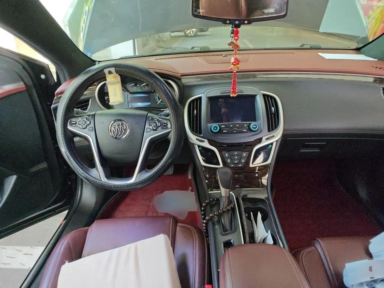 Buick LaCrosse 2013 2.4L SIDI Leading Comfort Version — миниатюра 9