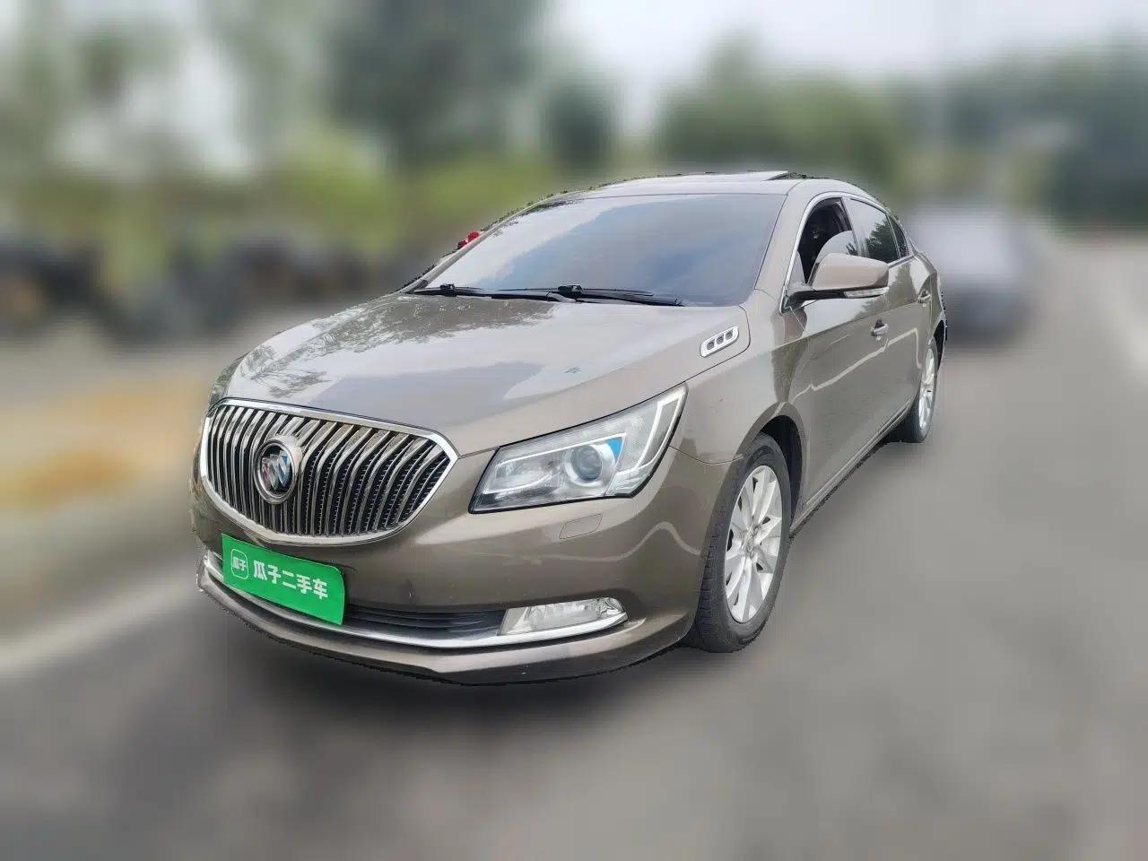 Buick LaCrosse 2013 2.4L SIDI Elite Comfort Version — миниатюра 1