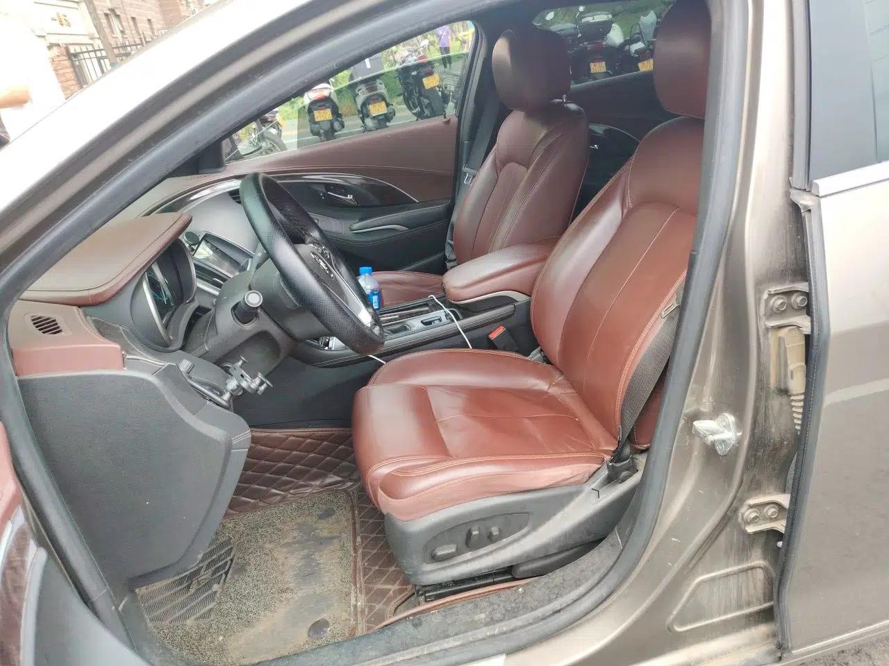 Buick LaCrosse 2013 2.4L SIDI Elite Comfort Version — миниатюра 15