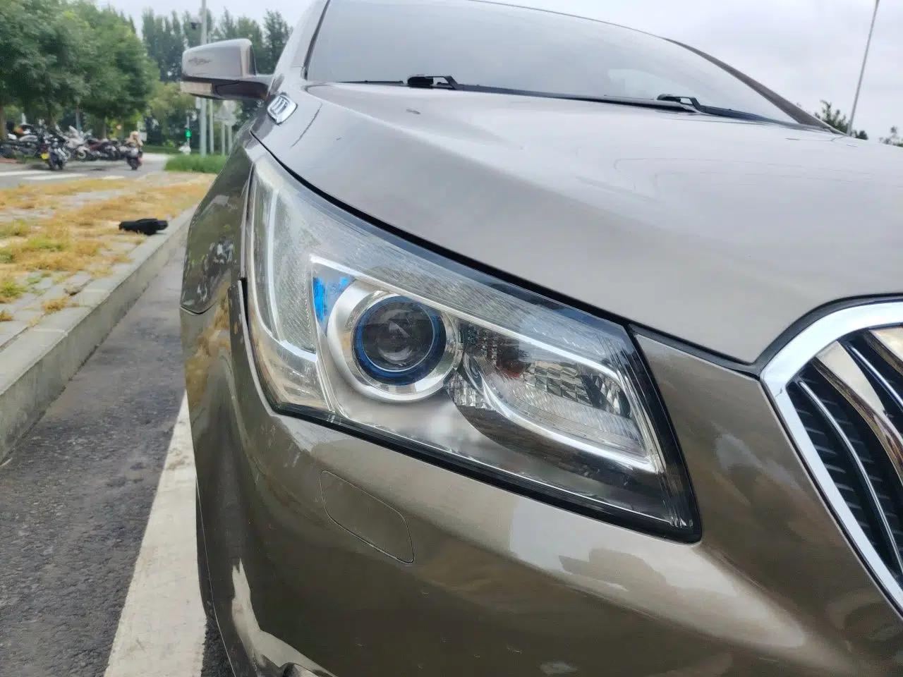Buick LaCrosse 2013 2.4L SIDI Elite Comfort Version — миниатюра 7