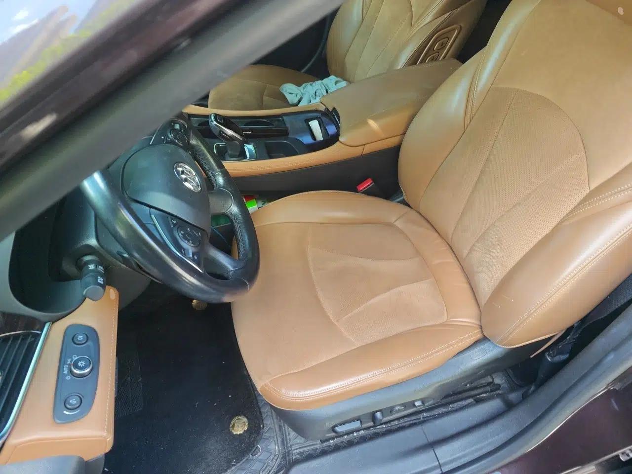 Buick LaCrosse 2018 20T Luxury Model — миниатюра 15