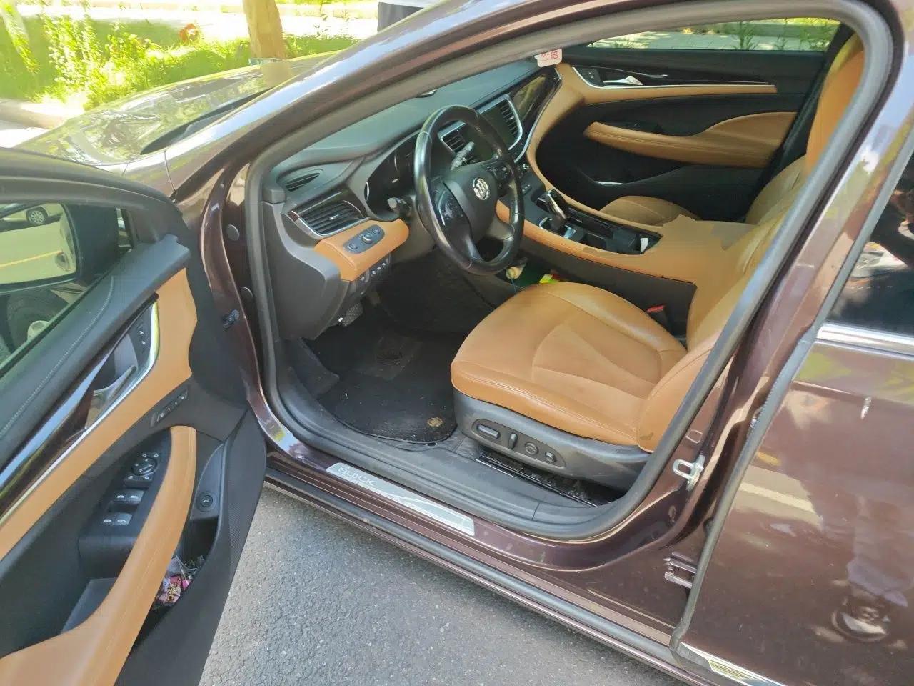 Buick LaCrosse 2018 20T Luxury Model — миниатюра 16