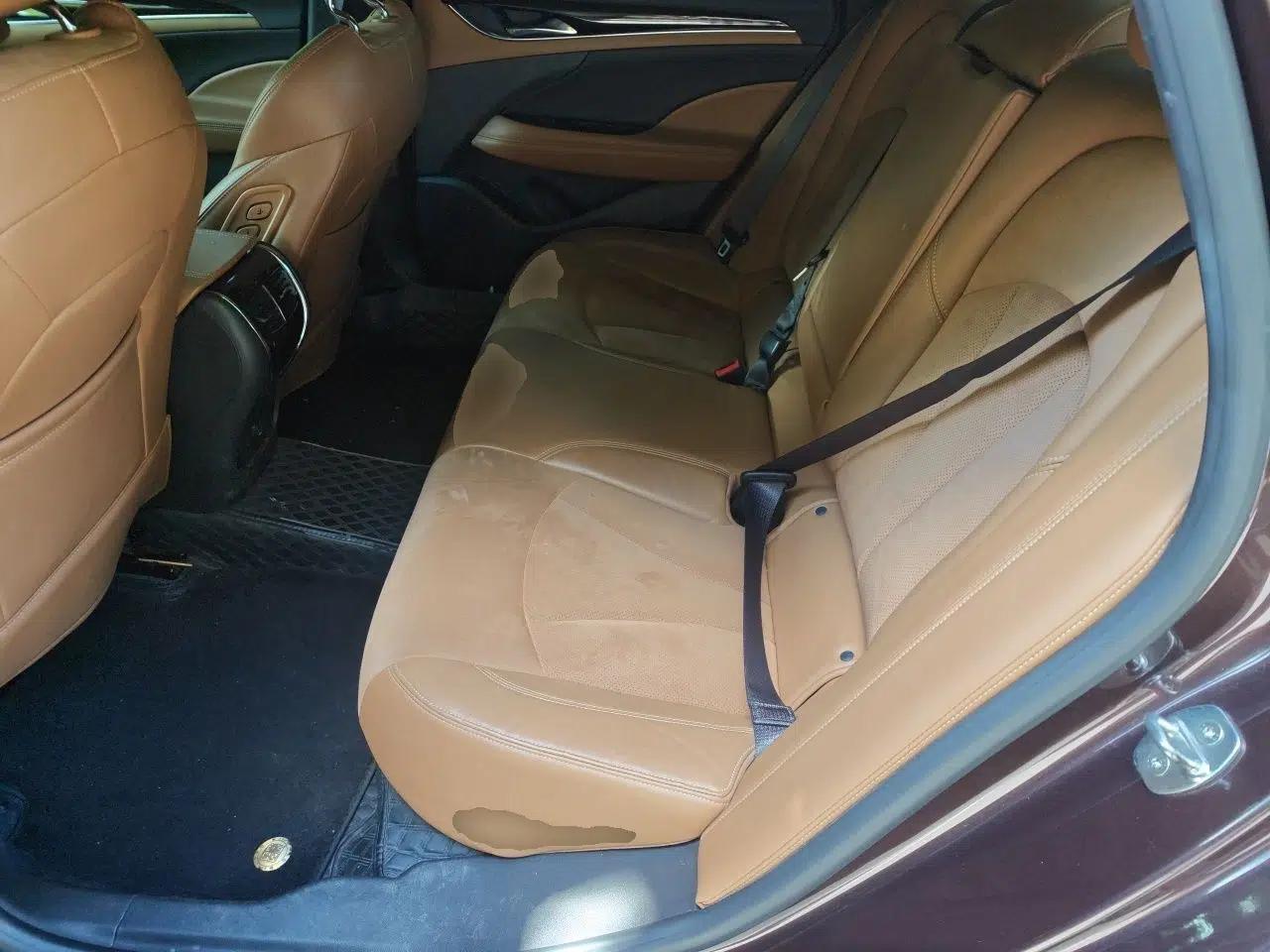 Buick LaCrosse 2018 20T Luxury Model — миниатюра 17