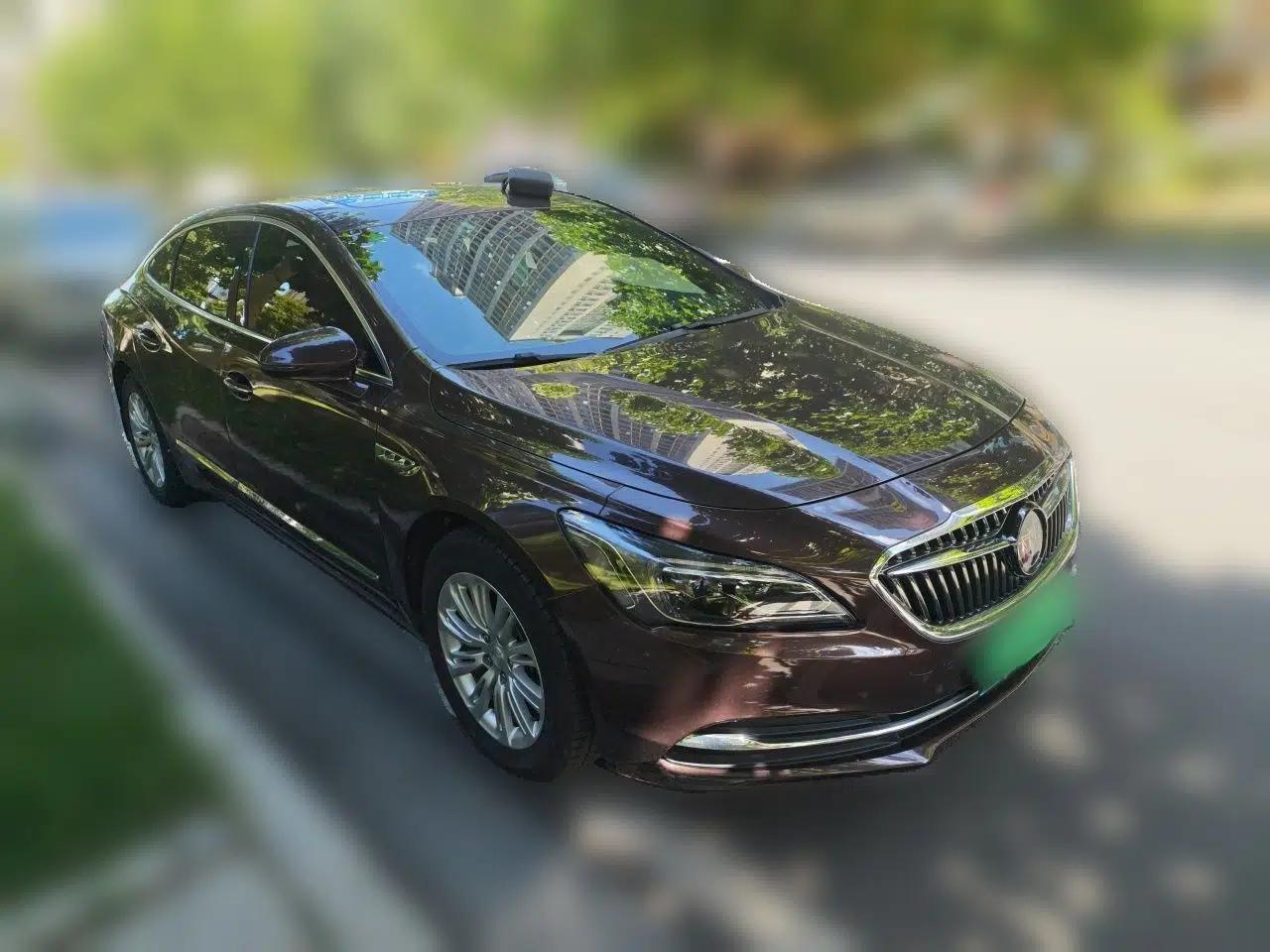 Buick LaCrosse 2018 20T Luxury Model — миниатюра 3