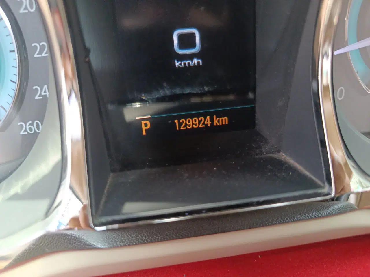 Buick LaCrosse 2012 2.4L SIDI Haoya Edition — миниатюра 12