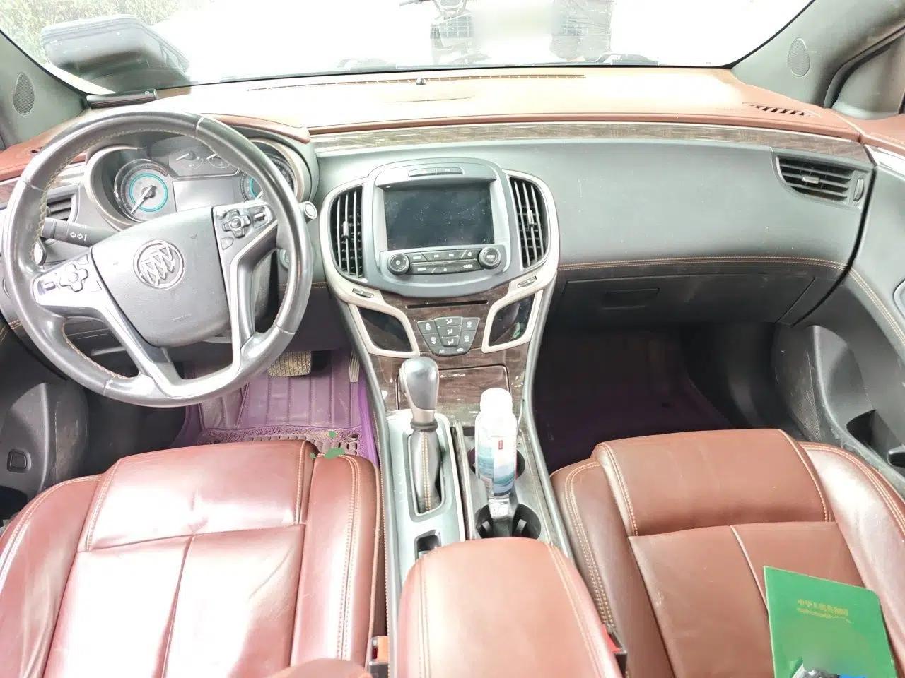 Buick LaCrosse 2013 2.4L SIDI Elite Comfort Version — миниатюра 9