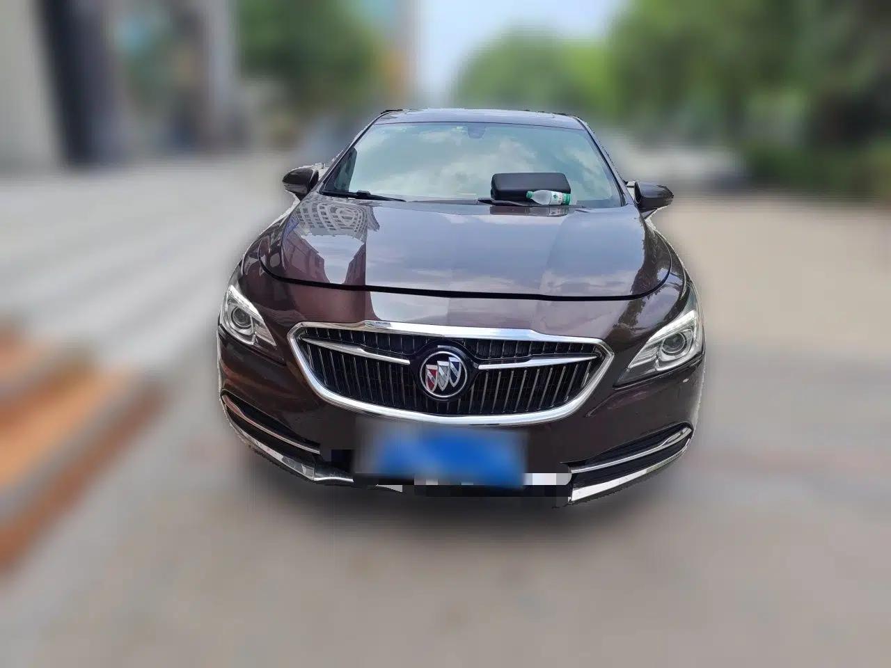 Buick LaCrosse 2016 Revised 20T Leading Edition — миниатюра 2
