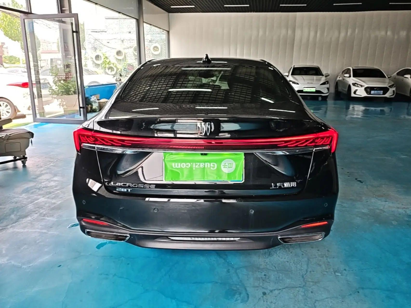 Buick LaCrosse 2025 28T Platinum Edition — миниатюра 5