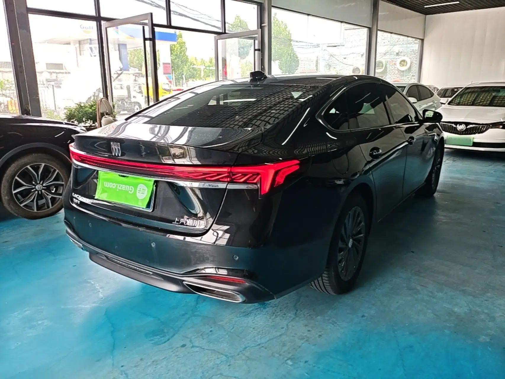 Buick LaCrosse 2025 28T Platinum Edition — миниатюра 6