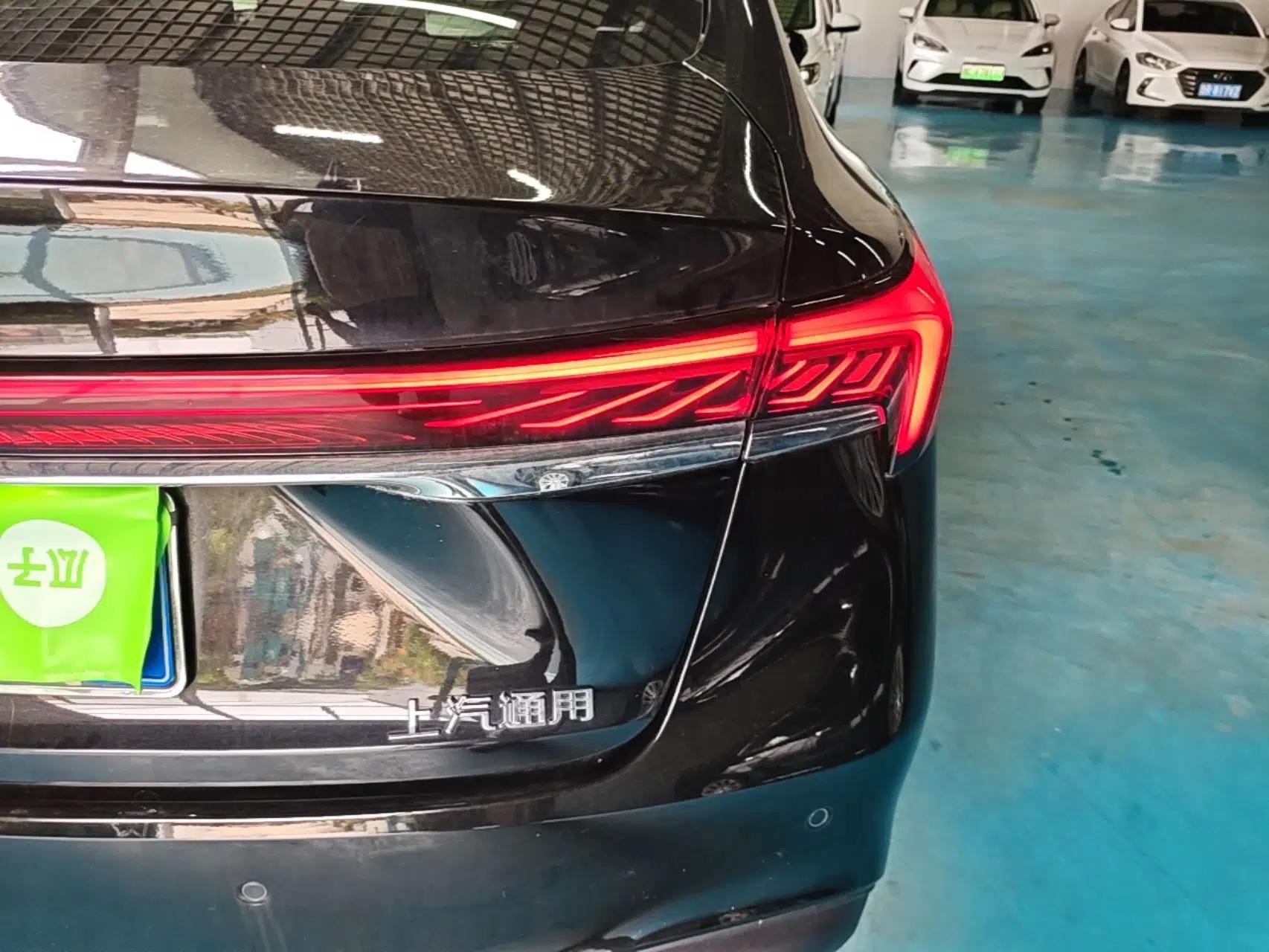 Buick LaCrosse 2025 28T Platinum Edition — миниатюра 9