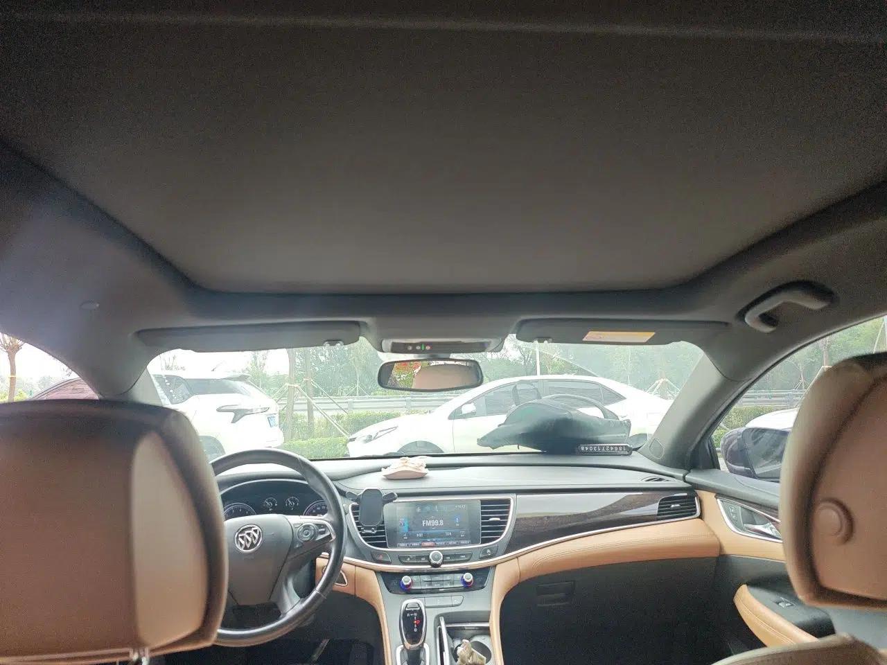 Buick LaCrosse 2018 28T Elite Edition — миниатюра 18