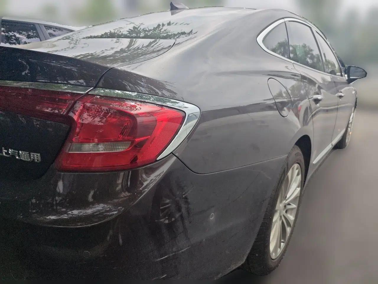 Buick LaCrosse 2018 28T Elite Edition — миниатюра 6