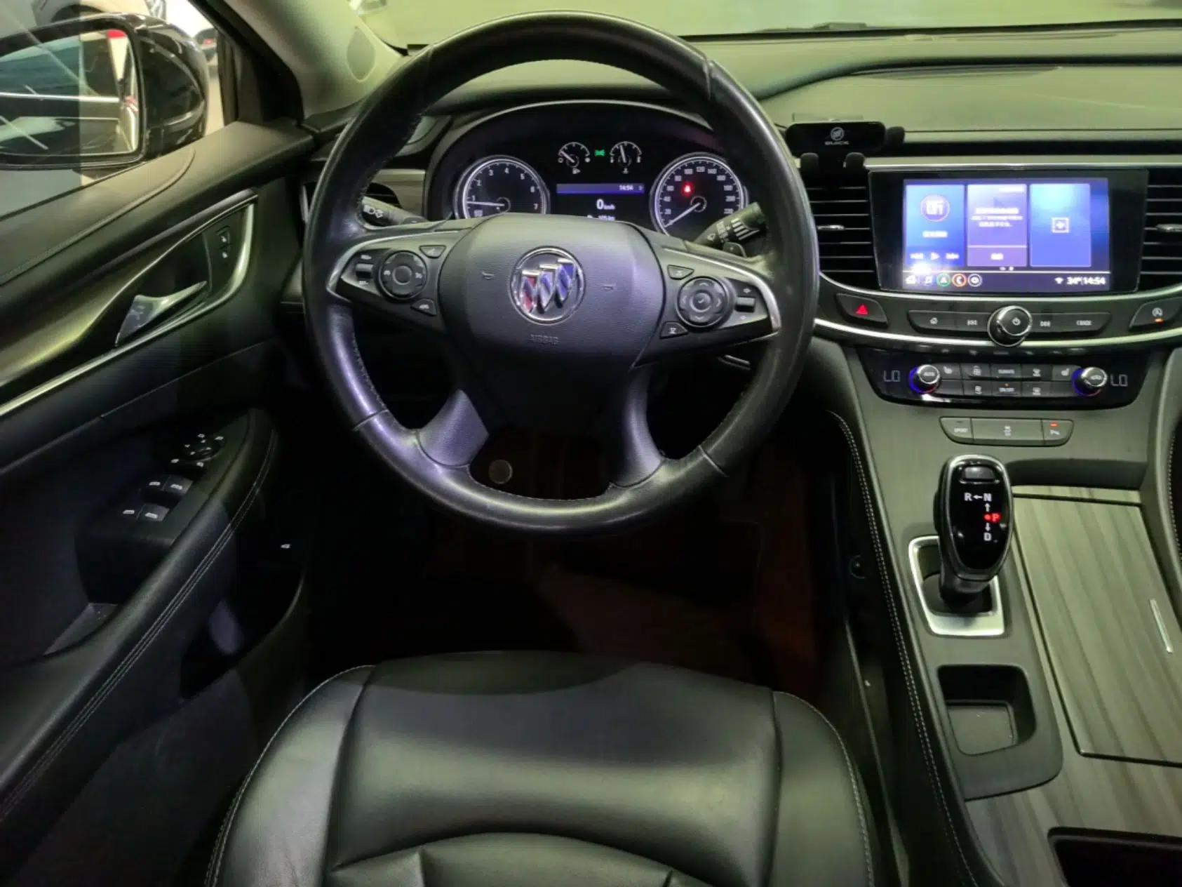 Buick LaCrosse 2021 652T Luxury Model — миниатюра 18