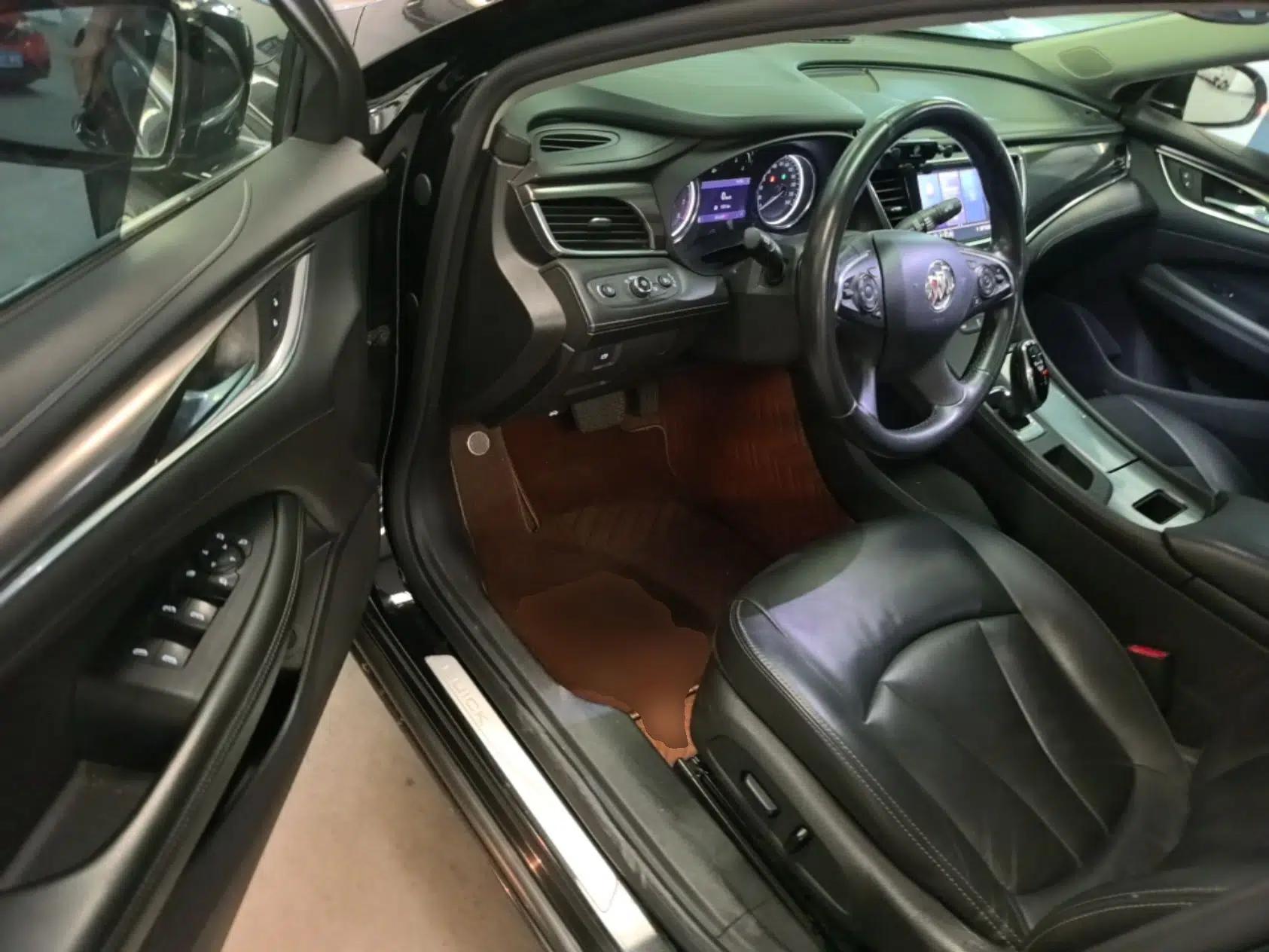 Buick LaCrosse 2021 652T Luxury Model — миниатюра 23