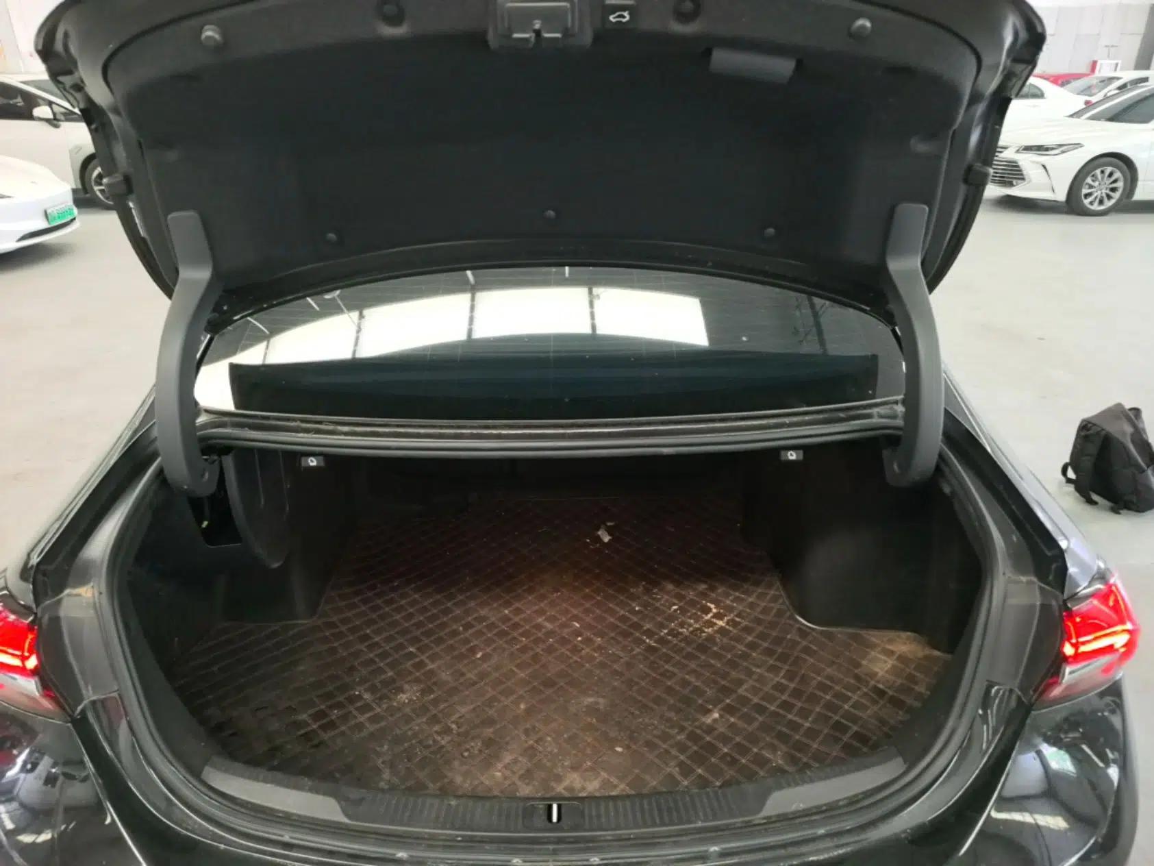 Buick LaCrosse 2021 652T Luxury Model — миниатюра 27