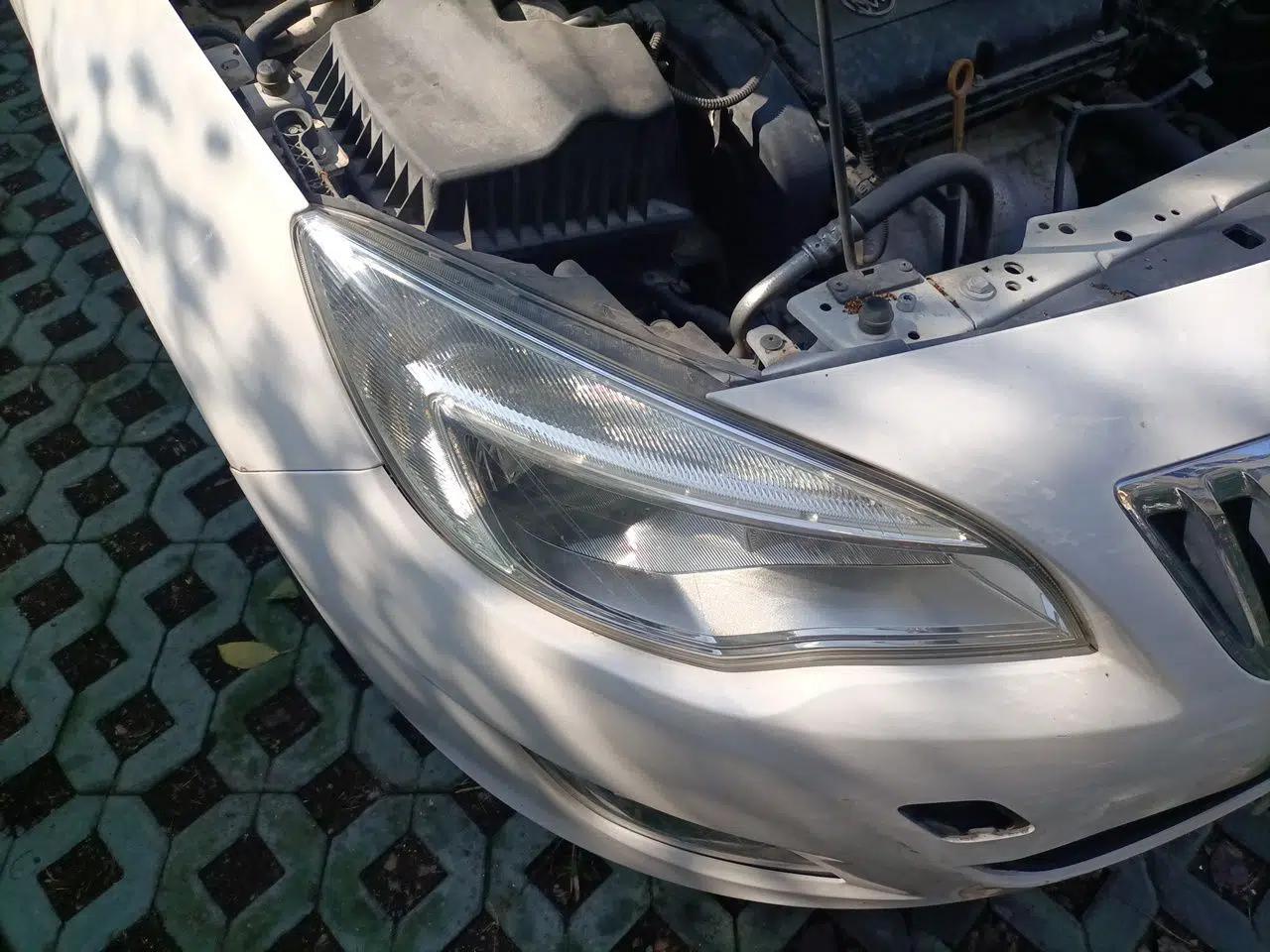 Buick GT 2014 XT 1.6L Automatic Fashion Edition — миниатюра 7