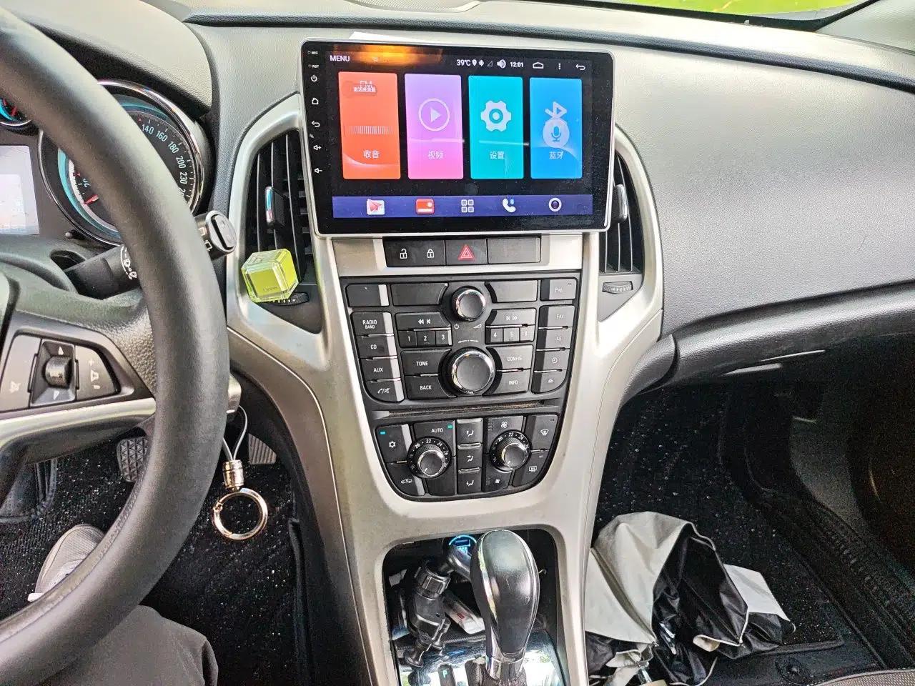 Buick GT 2014 XT 1.6L Automatic Fashion Edition — миниатюра 13