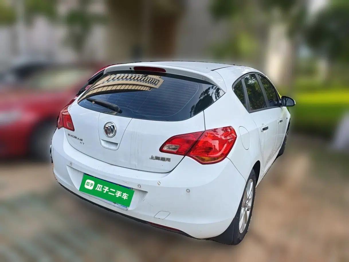 Buick GT 2014 XT 1.6L Automatic Fashion Edition — миниатюра 6