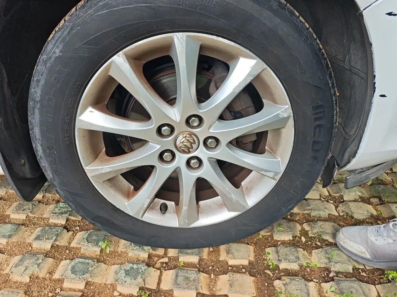 Buick GT 2014 XT 1.6L Automatic Fashion Edition — миниатюра 8