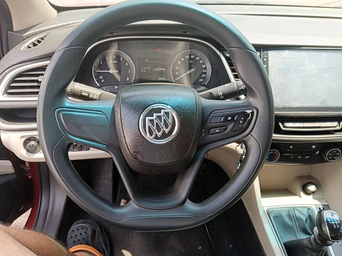 Buick GT 2015 15N Manual Elite Edition — миниатюра 13
