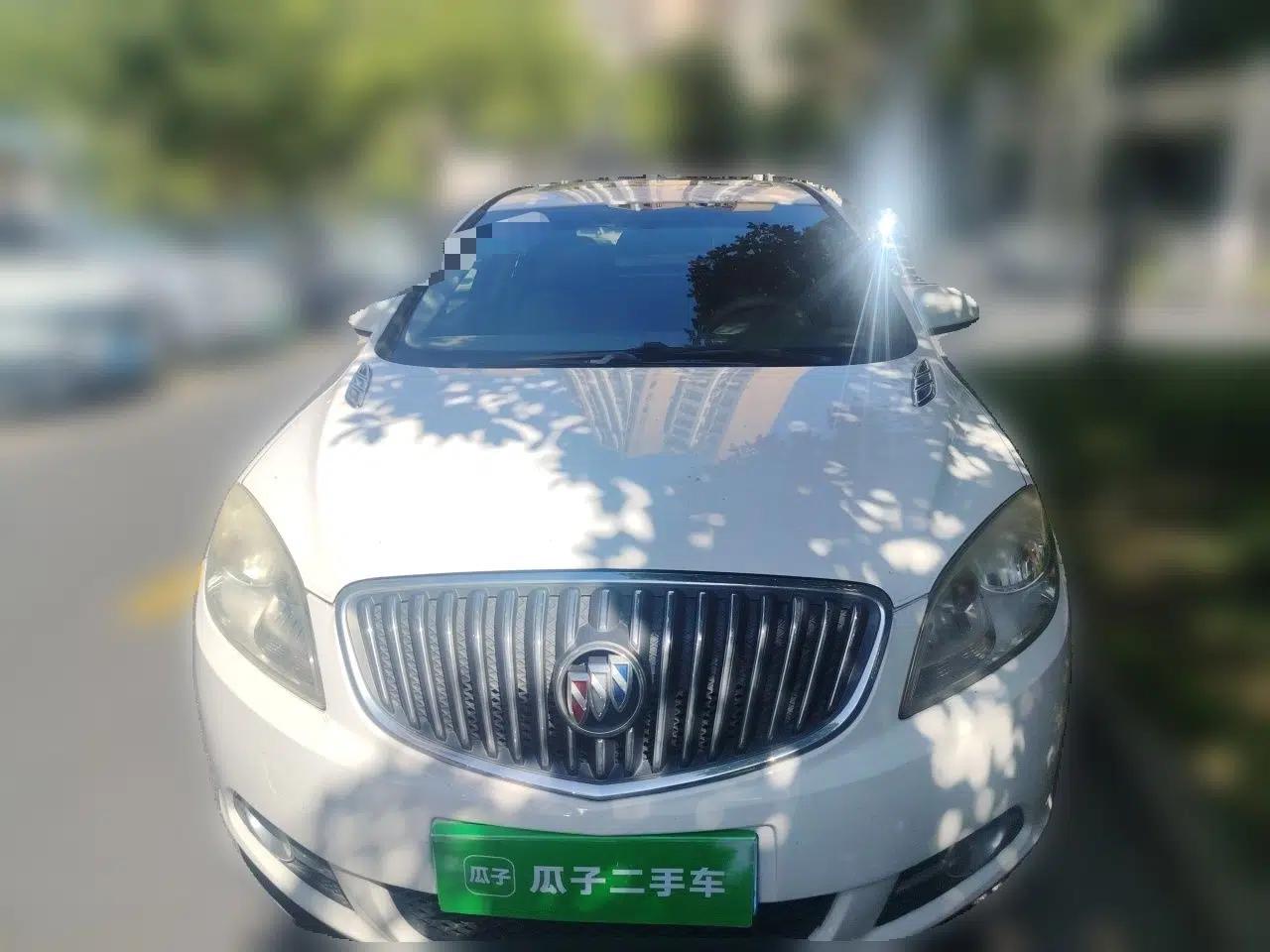 Buick GT 2013 GT 1.6L Automatic Fashion Edition — миниатюра 2