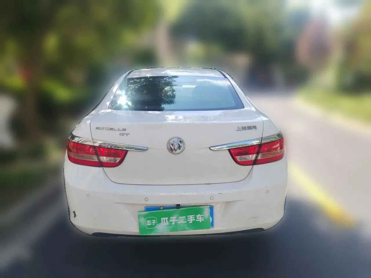 Buick GT 2013 GT 1.6L Automatic Fashion Edition — миниатюра 5