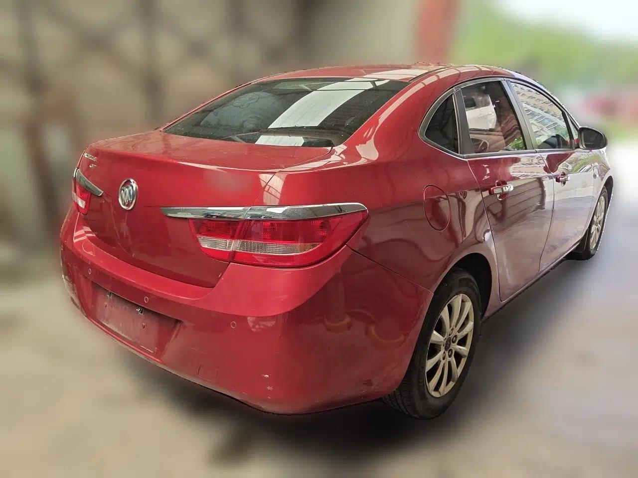 Buick GT 2013 GT 1.6L Automatic Fashion Edition — миниатюра 6