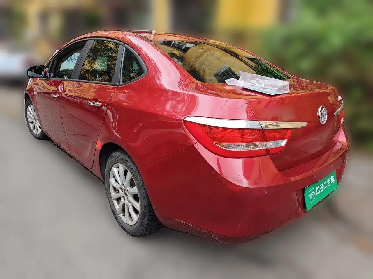 Buick GT 2012 GT 1.6L Automatic Fashion Edition — миниатюра 4