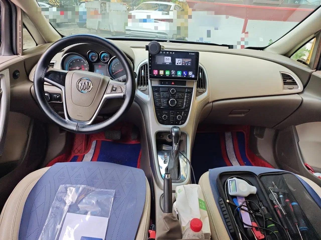 Buick GT 2012 GT 1.6L Automatic Fashion Edition — миниатюра 9