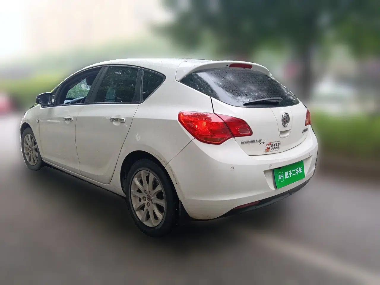 Buick GT 2014 XT 1.6L Automatic Fashion Edition — миниатюра 4