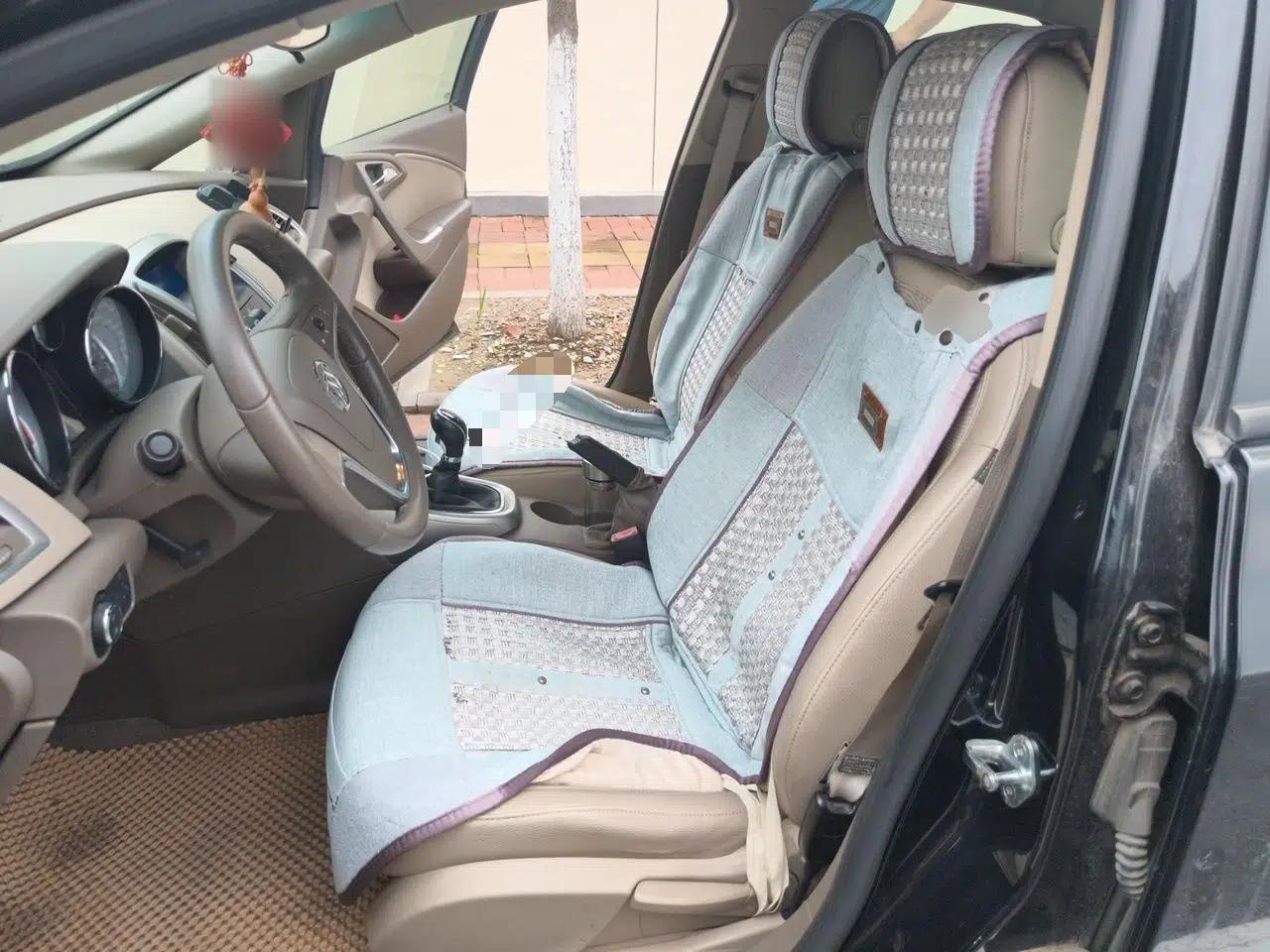 Buick GT 2010 GT 1.6L Manual Entry-Level Model — миниатюра 15