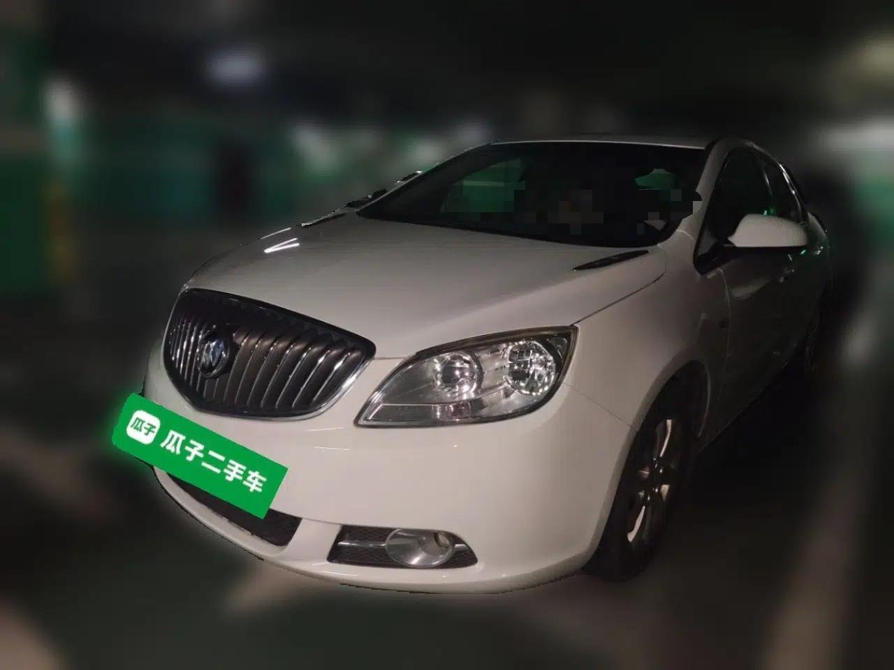 Buick GT 2013 GT 1.6L Automatic Fashion Edition — миниатюра 1