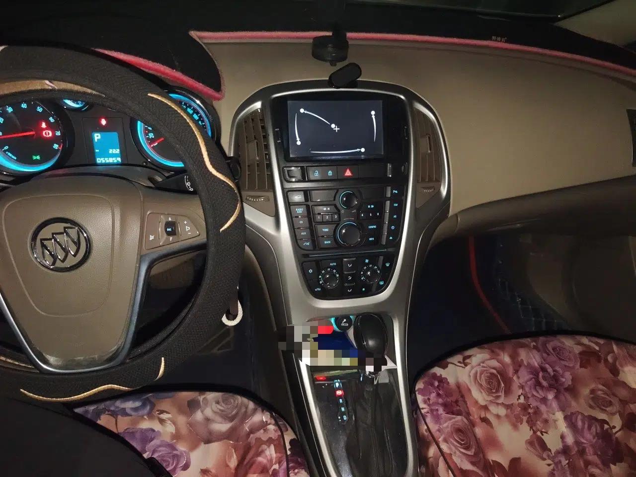 Buick GT 2013 GT 1.6L Automatic Fashion Edition — миниатюра 13