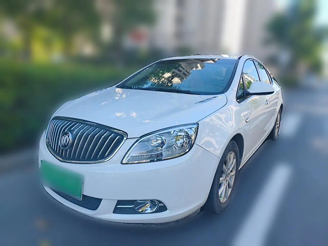 Buick GT 2013 GT 1.6L Manual Entry-Level Model — миниатюра 1