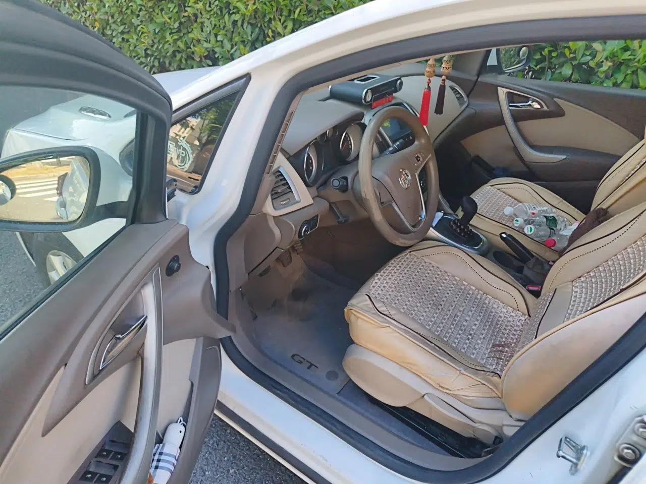 Buick GT 2013 GT 1.6L Manual Entry-Level Model — миниатюра 16
