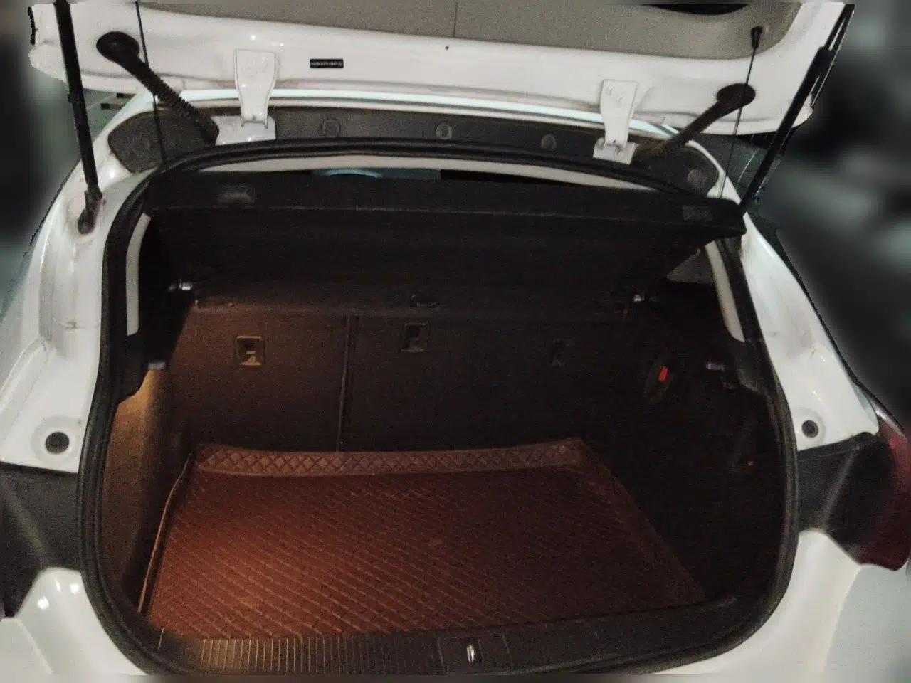 Buick GT 2014 XT 1.6L Automatic Fashion Edition — миниатюра 19
