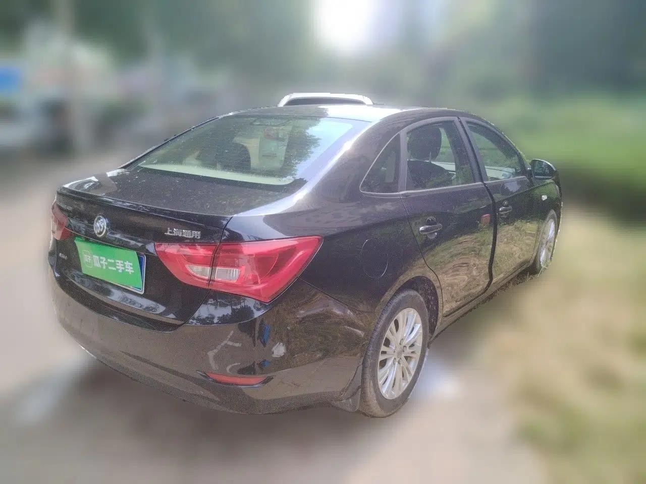 Buick GT 2015 15N Manual Elite Edition — миниатюра 6