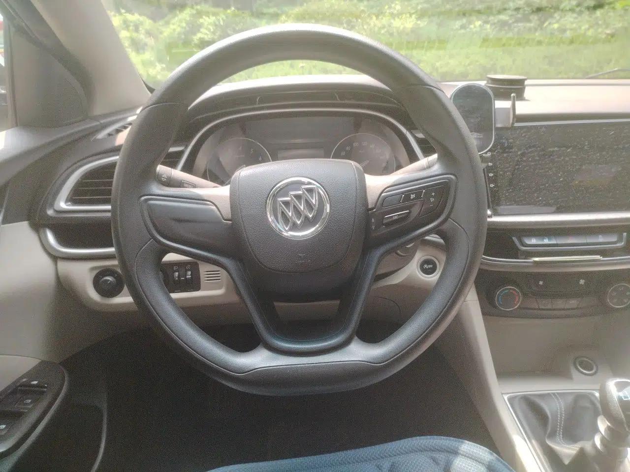 Buick GT 2015 15N Manual Elite Edition — миниатюра 10