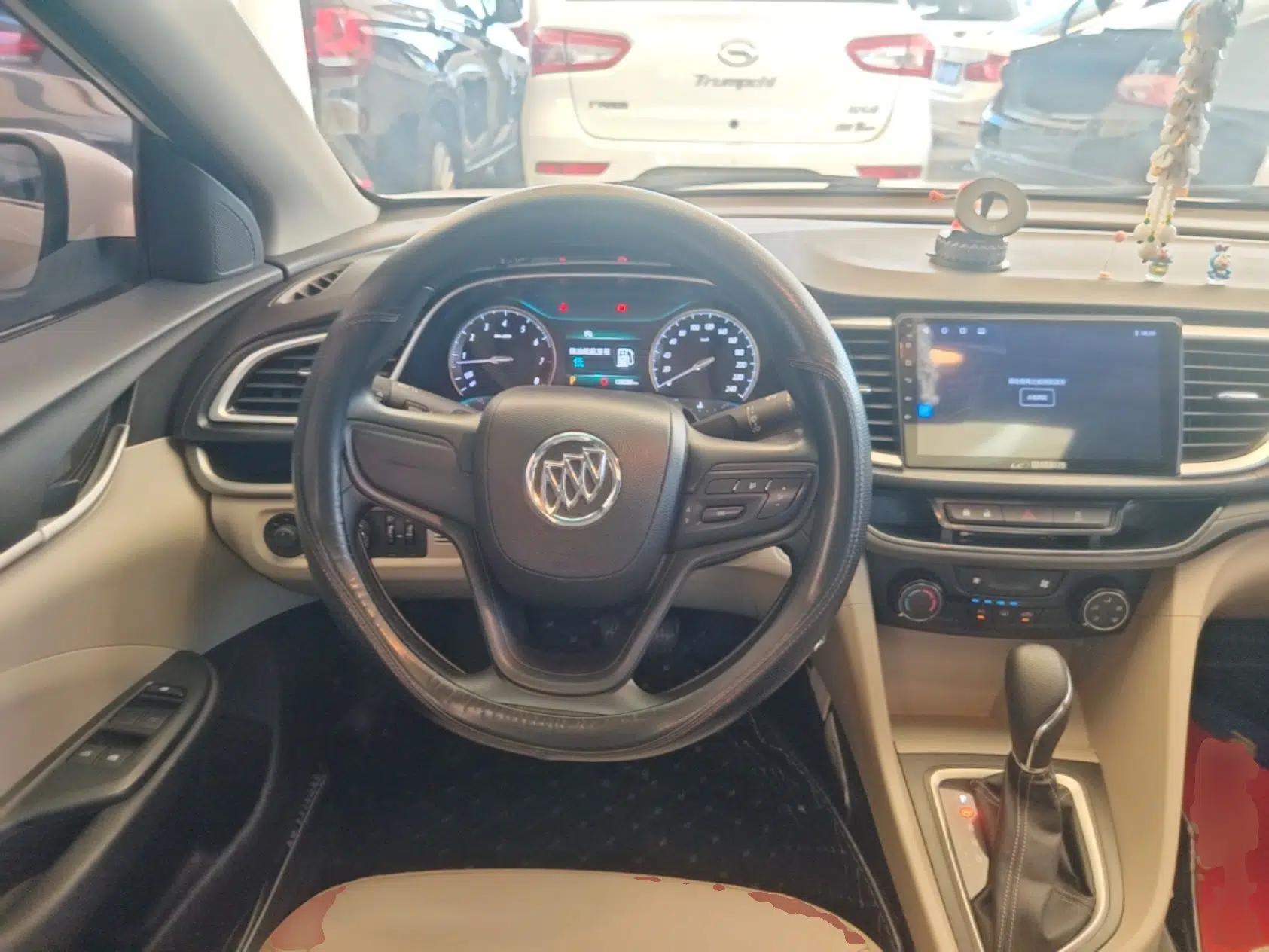 Buick GT 2017 15N Automatic Elite Version — миниатюра 13