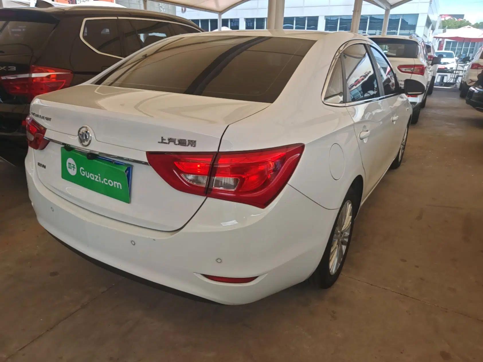Buick GT 2017 15N Automatic Elite Version — миниатюра 6