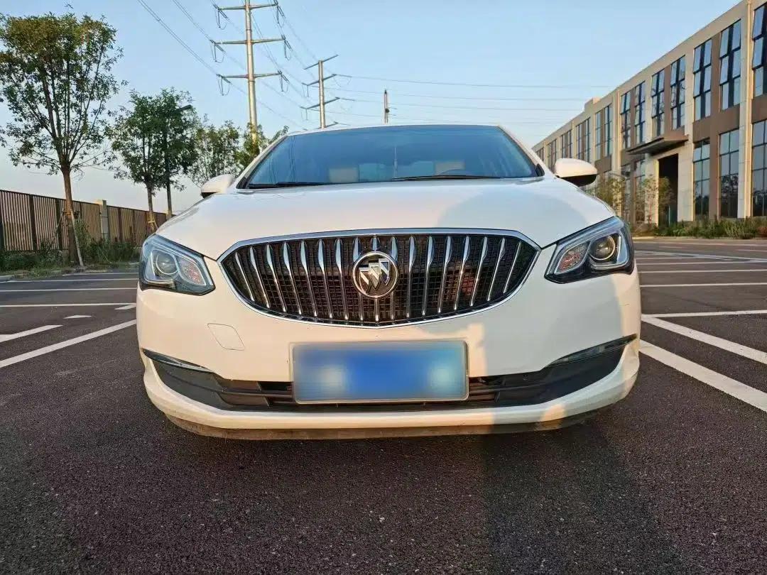 Buick GT 2017 15N Automatic Elite Version — миниатюра 2